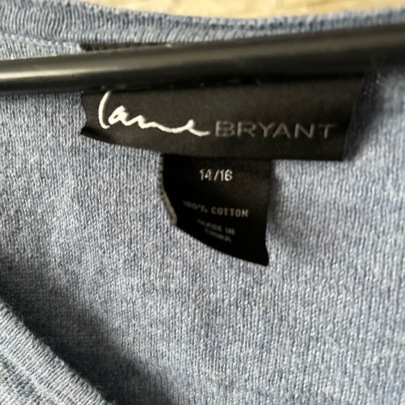 Lane Bryant light sweater with side detailing - Picture 2 of 2